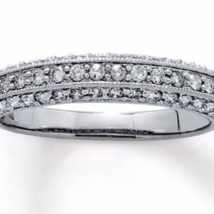 18K White Gold Diamond Wedding/Anniversary Band